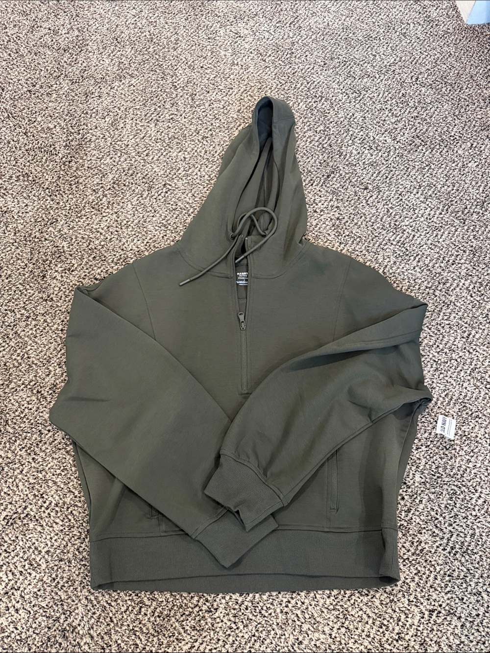 Old Navy dynamic fleece pullover